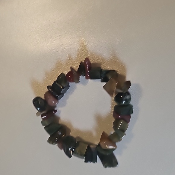 Elegant & Vintage Multicolor Natural Stone Stretchy Bracelet. - Picture 4 of 4